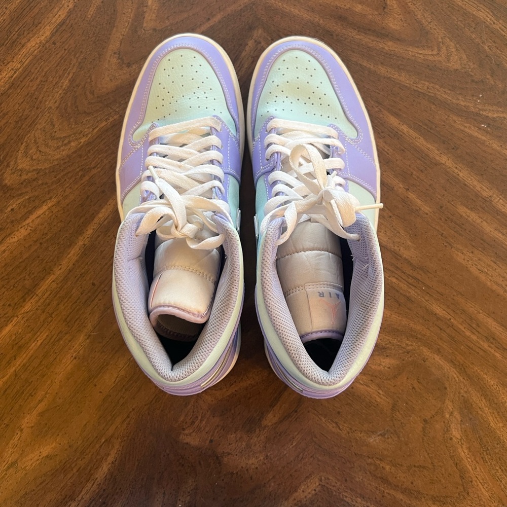 Nike Air Jordan - Picture 8 of 10